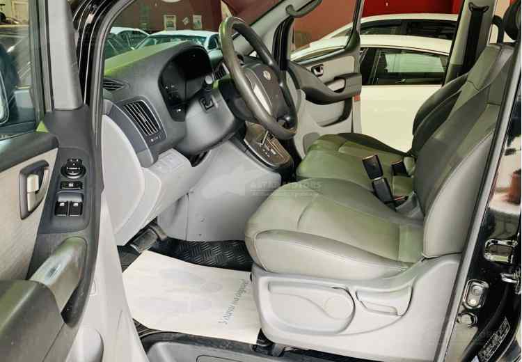 Hyundai Grand Starex I