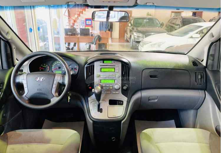 Hyundai Grand Starex I