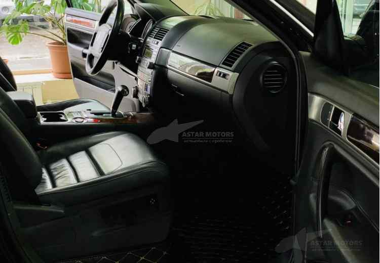 Volkswagen Touareg I Рестайлинг