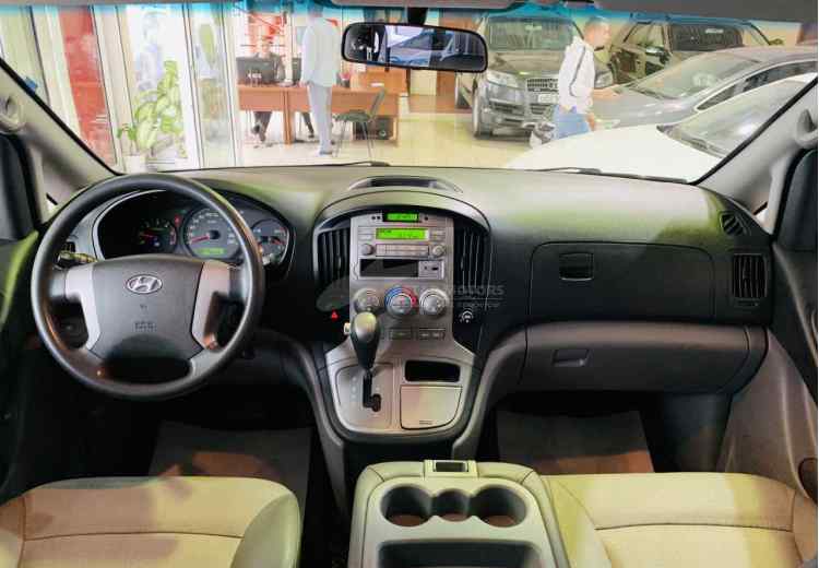 Hyundai Grand Starex I