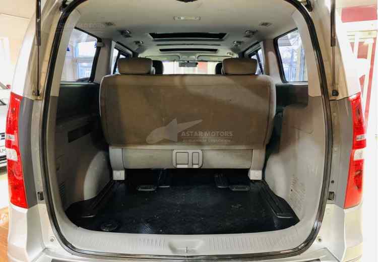 Hyundai Grand Starex I