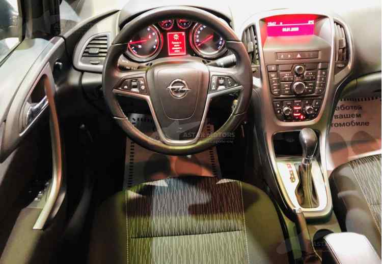 Opel Astra J Рестайлинг