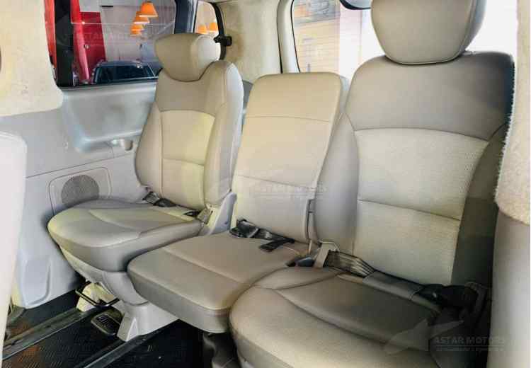 Hyundai Grand Starex I