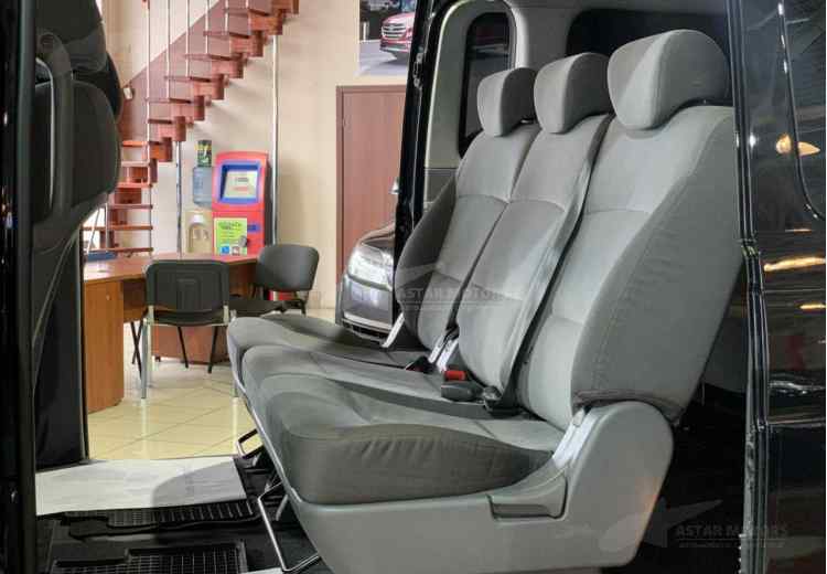 Hyundai Grand Starex I