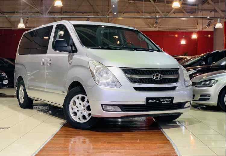 Hyundai Grand Starex I
