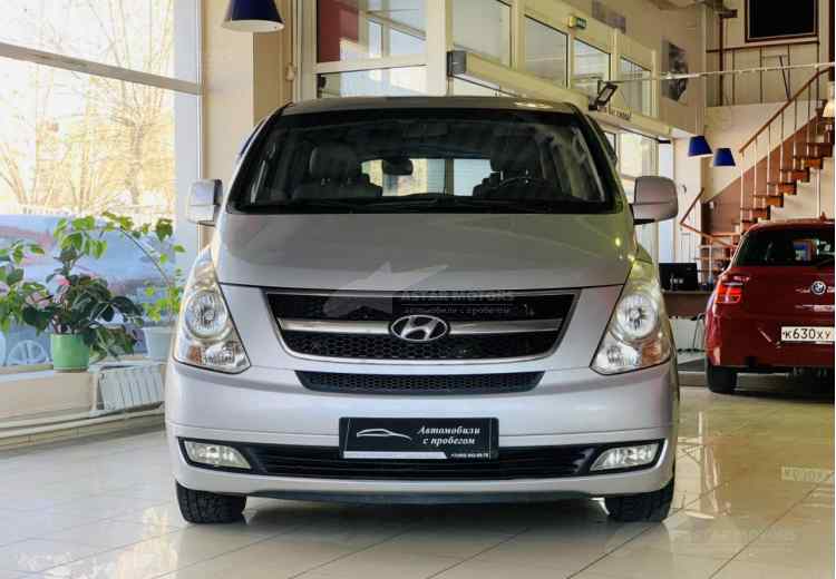 Hyundai Grand Starex I