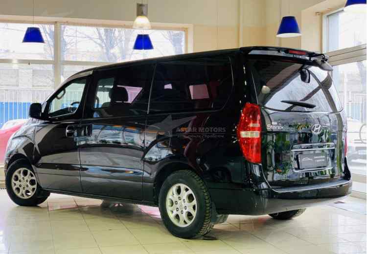 Hyundai Grand Starex I