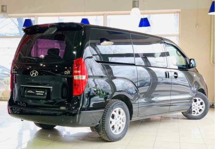 Hyundai Grand Starex I