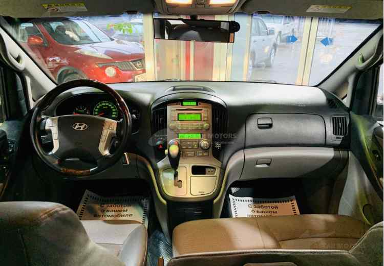 Hyundai Grand Starex I