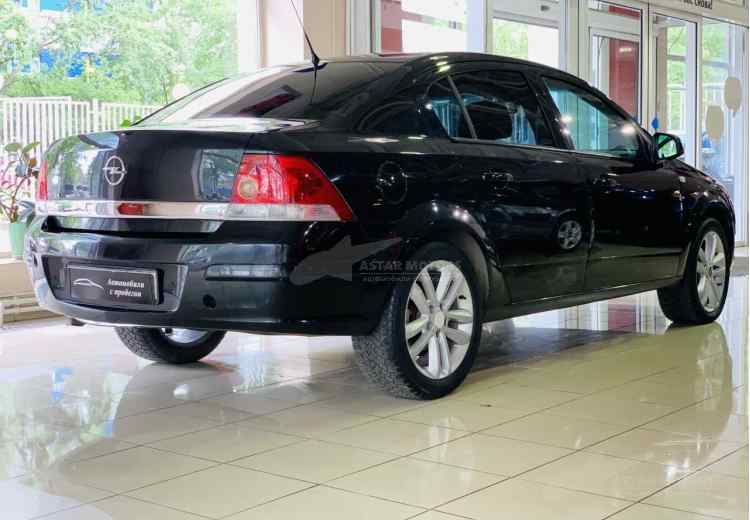 Opel Astra J Рестайлинг