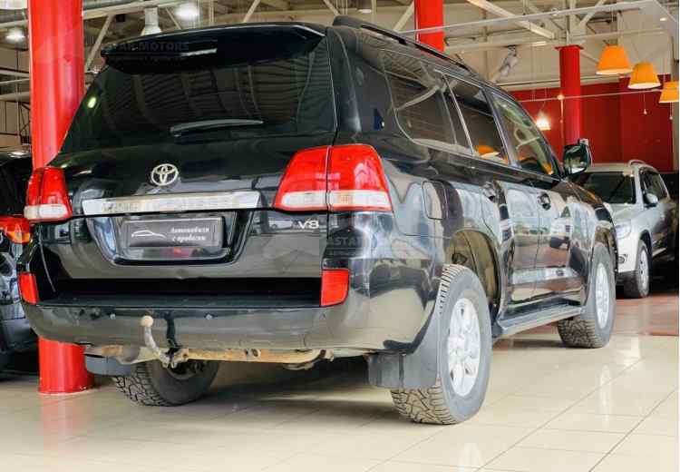 Toyota Land Cruiser 200 Series