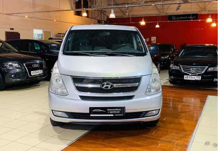 Hyundai Grand Starex I