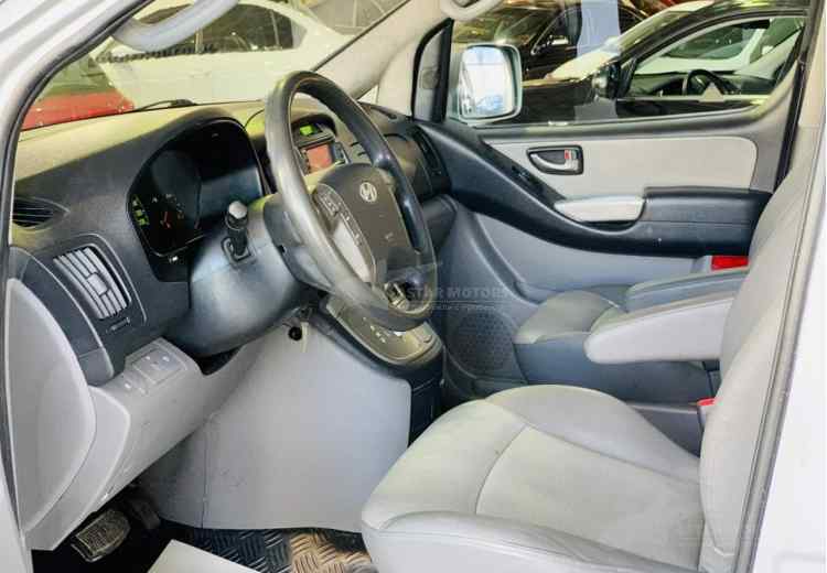 Hyundai Grand Starex I