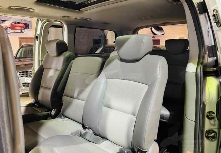 Hyundai Grand Starex I