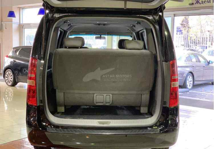 Hyundai Grand Starex I