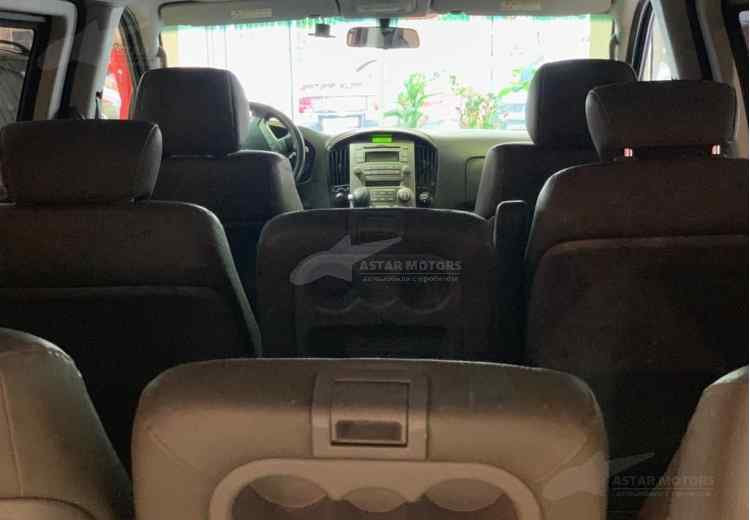 Hyundai Grand Starex I