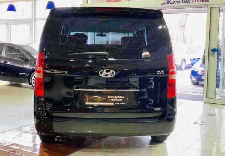 Hyundai Grand Starex I