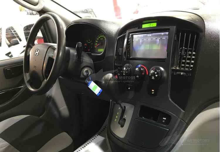 Hyundai Grand Starex I