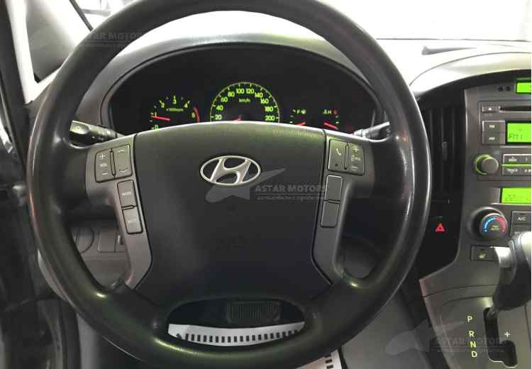 Hyundai Grand Starex I