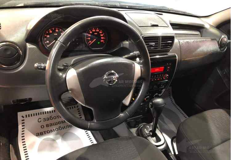 Nissan Terrano III (D10)