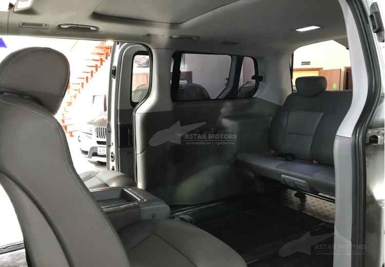 Hyundai Grand Starex I