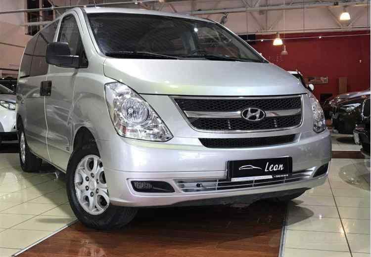 Hyundai Grand Starex I