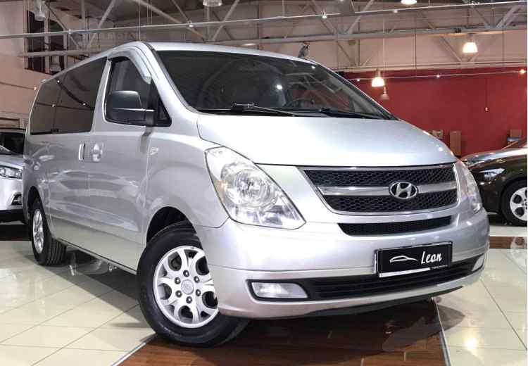 Hyundai Grand Starex I