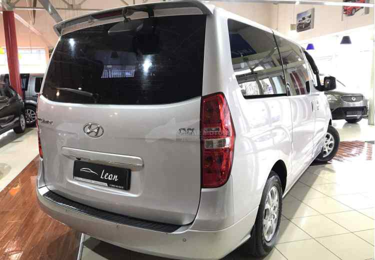 Hyundai Grand Starex I