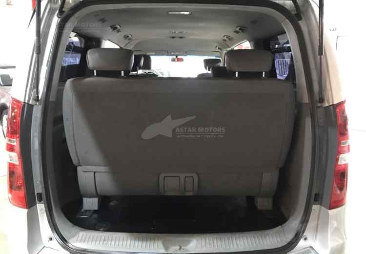 Hyundai Grand Starex I