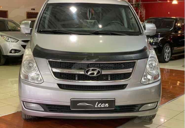 Hyundai Grand Starex I