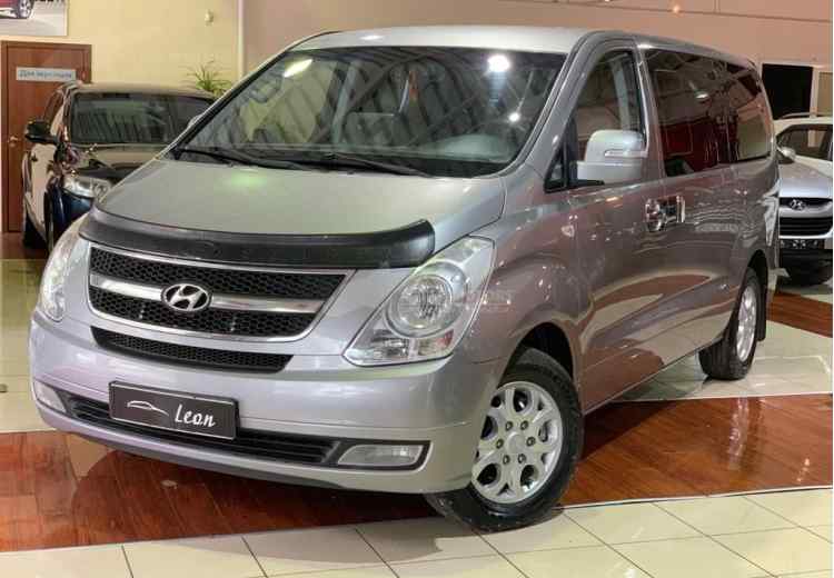 Hyundai Grand Starex I