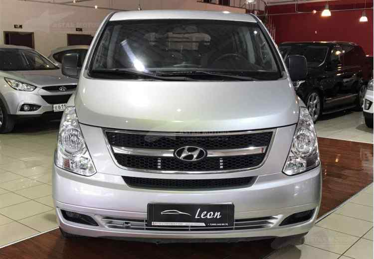 Hyundai Grand Starex I
