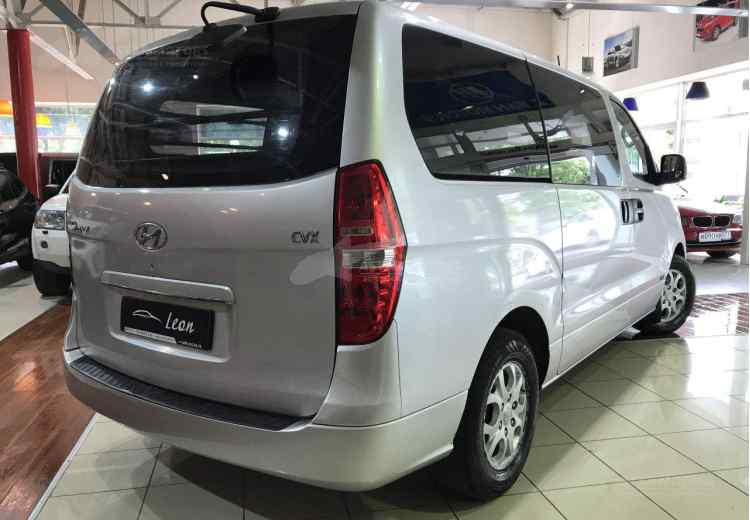 Hyundai Grand Starex I