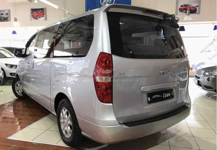 Hyundai Grand Starex I