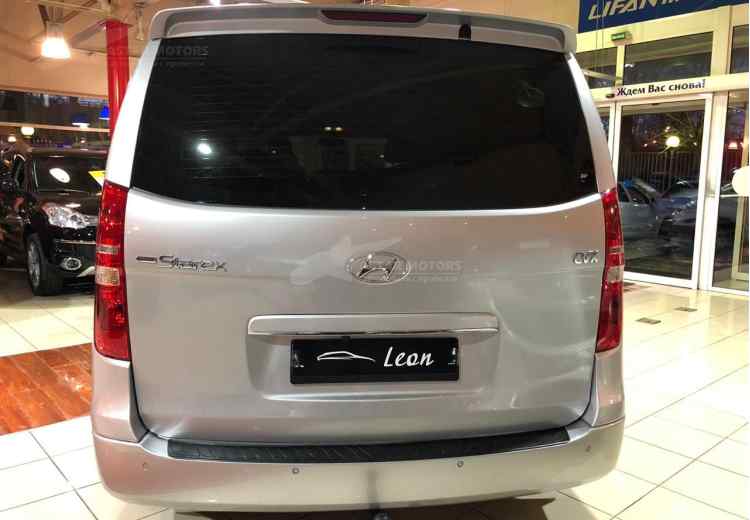 Hyundai Grand Starex I