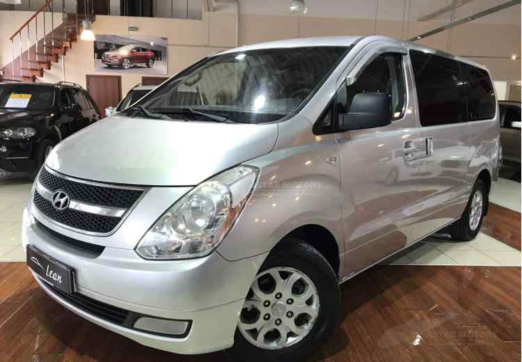 Hyundai Grand Starex I