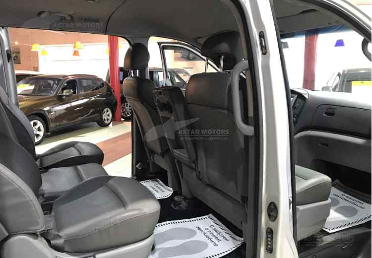 Hyundai Grand Starex I