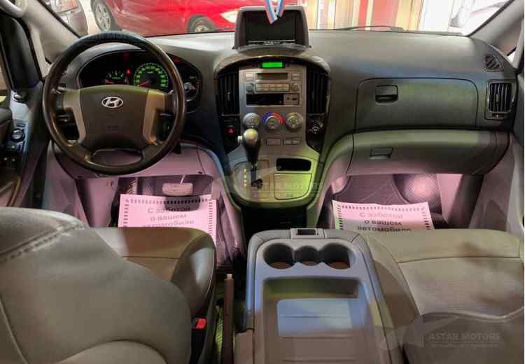 Hyundai Grand Starex I