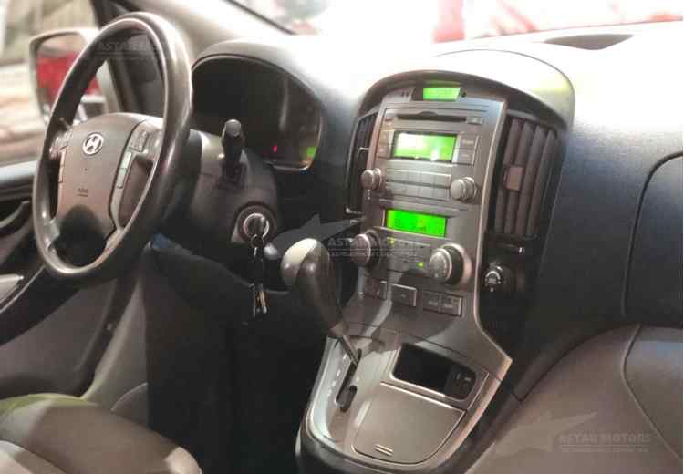 Hyundai Grand Starex I