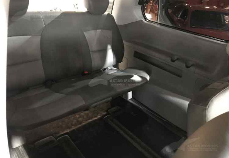 Hyundai Grand Starex I