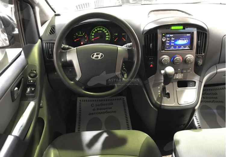 Hyundai Grand Starex I