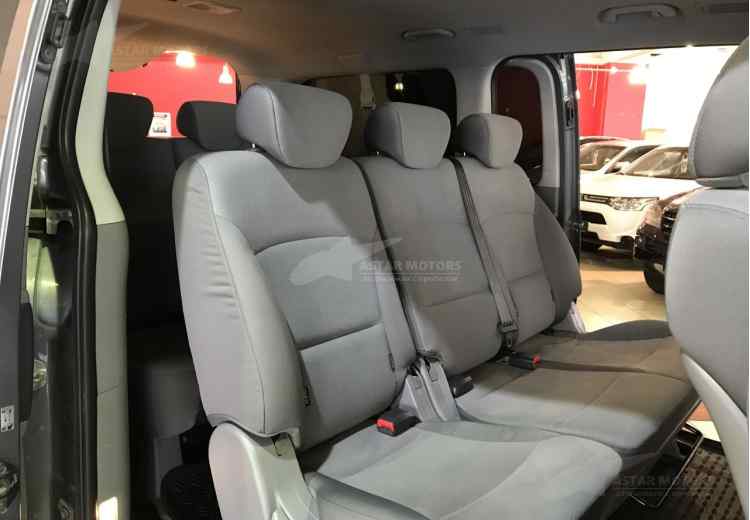 Hyundai Grand Starex I