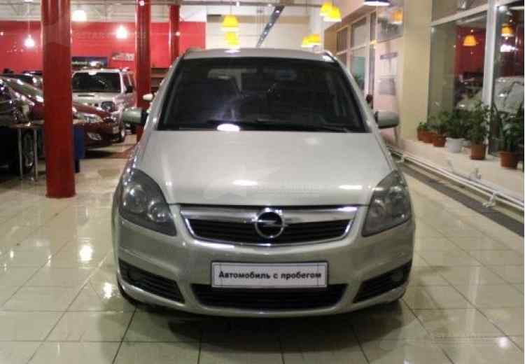 Opel Zafira B Рестайлинг