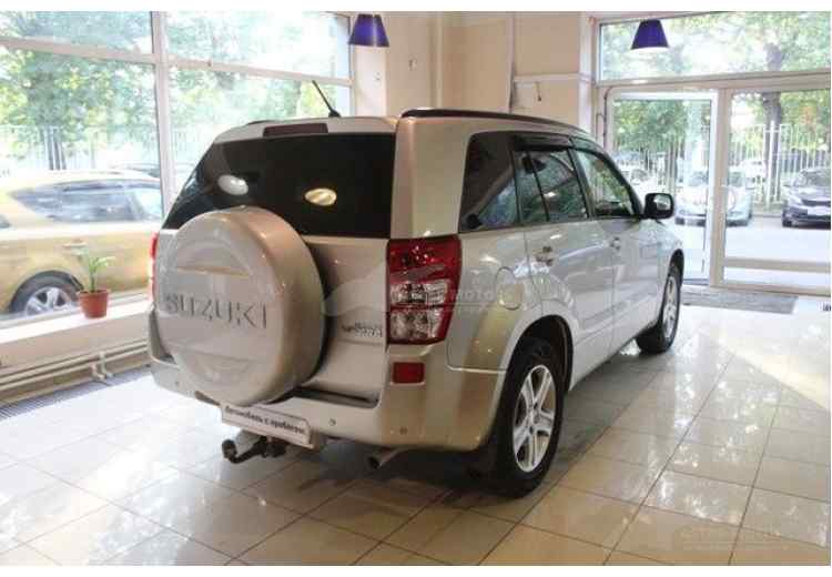 Suzuki Grand Vitara III