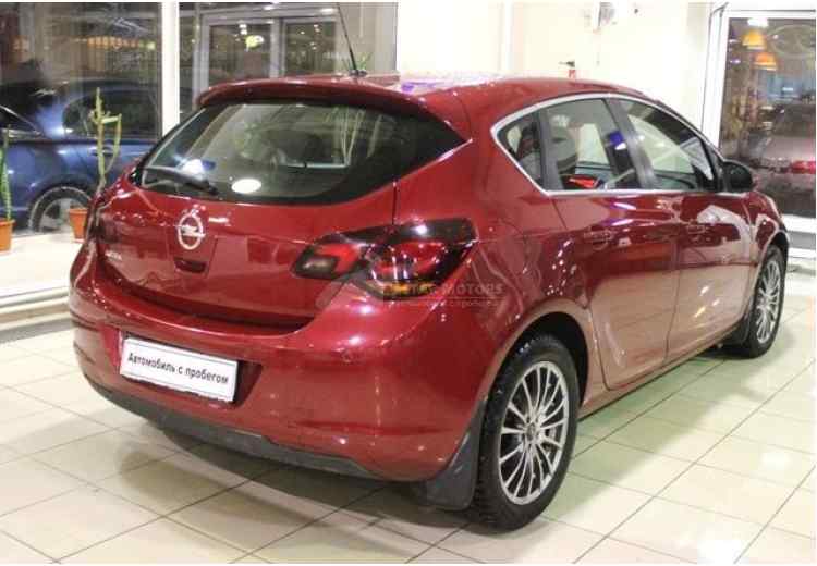 Opel Astra J