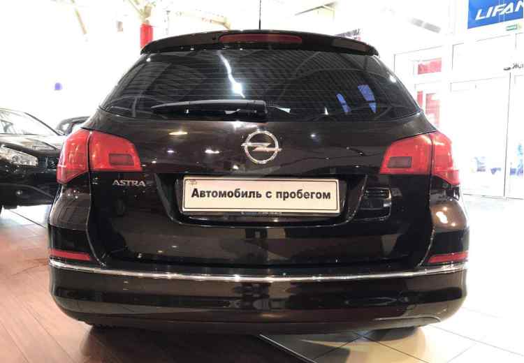 Opel Astra J Рестайлинг