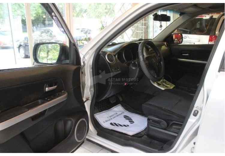 Suzuki Grand Vitara III