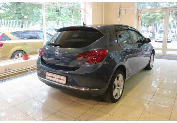 Opel Astra J Рестайлинг