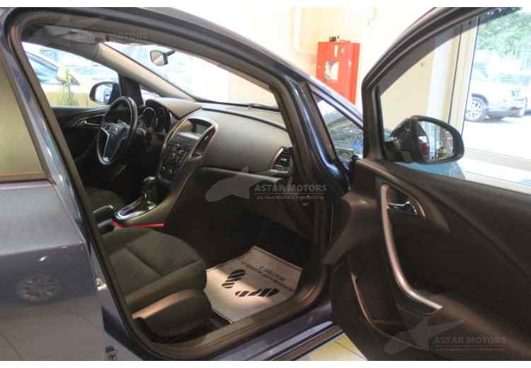 Opel Astra J Рестайлинг