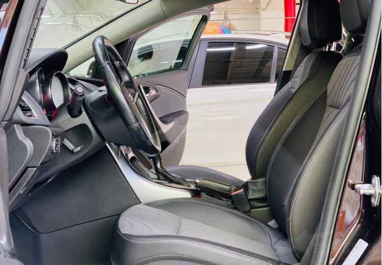 Opel Astra J Рестайлинг